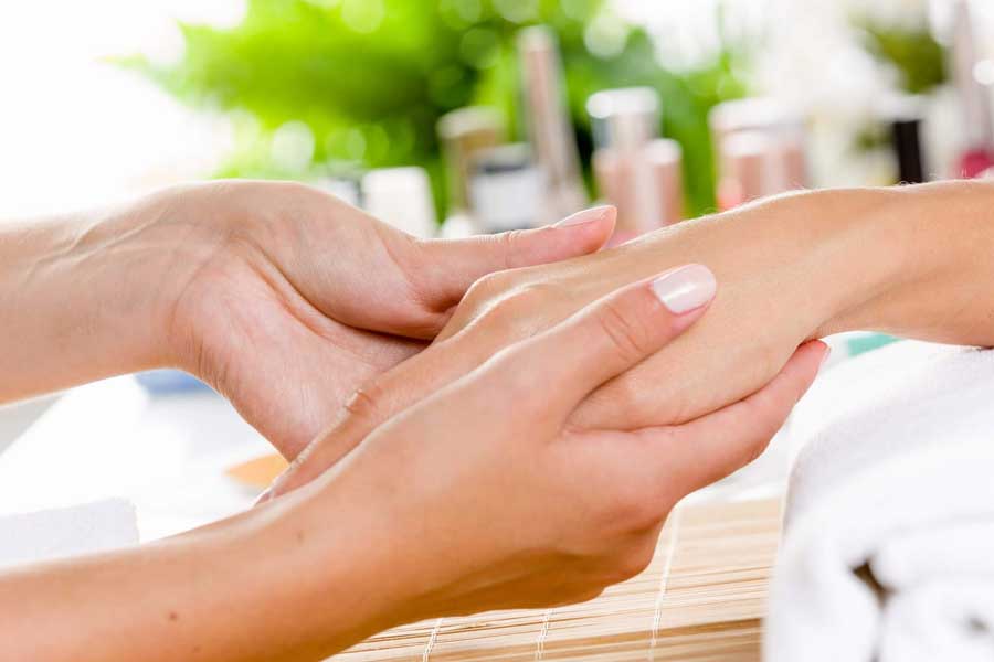 Hand rejuvenation -image